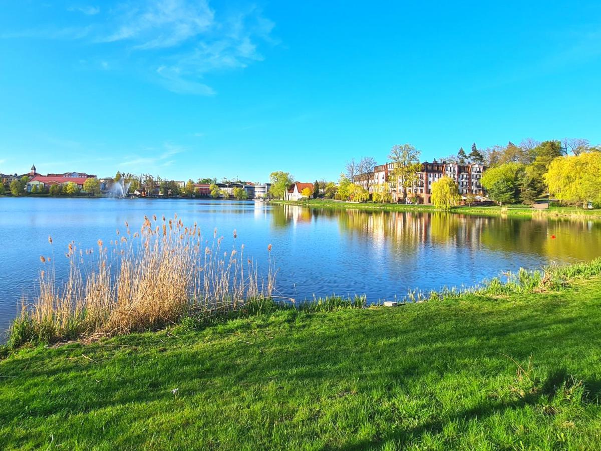 Przystan Natura Iława Buitenkant foto